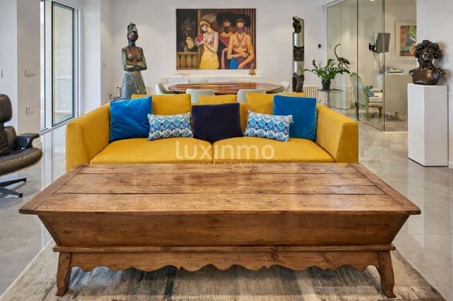 3 soveværelse Lejlighed til salg i Ensanche - Diputacion, Alicante by med garage - € 1.175.000 (Ref: 10167175)