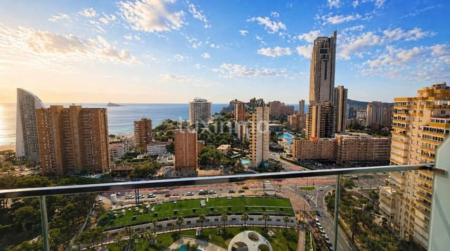 2 soveværelse Lejlighed til salg i Playa Poniente, Benidorm med swimmingpool garage - € 732.000 (Ref: 10167179)