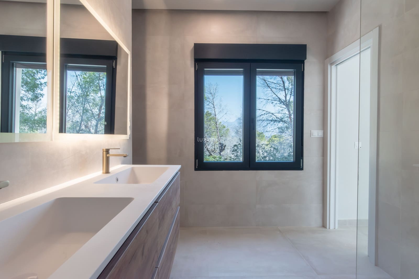 4 bedroom Villa for sale in Albir with pool garage - € 1,595,000 (Ref: 10167180)