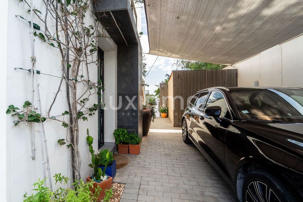 4 bedroom Villa for sale in Benissa with pool garage - € 1,200,000 (Ref: 10167182)