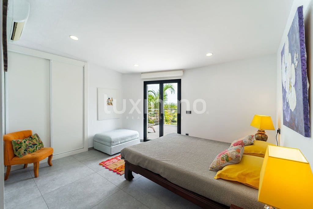 4 bedroom Villa for sale in Benissa with pool garage - € 1,200,000 (Ref: 10167182)
