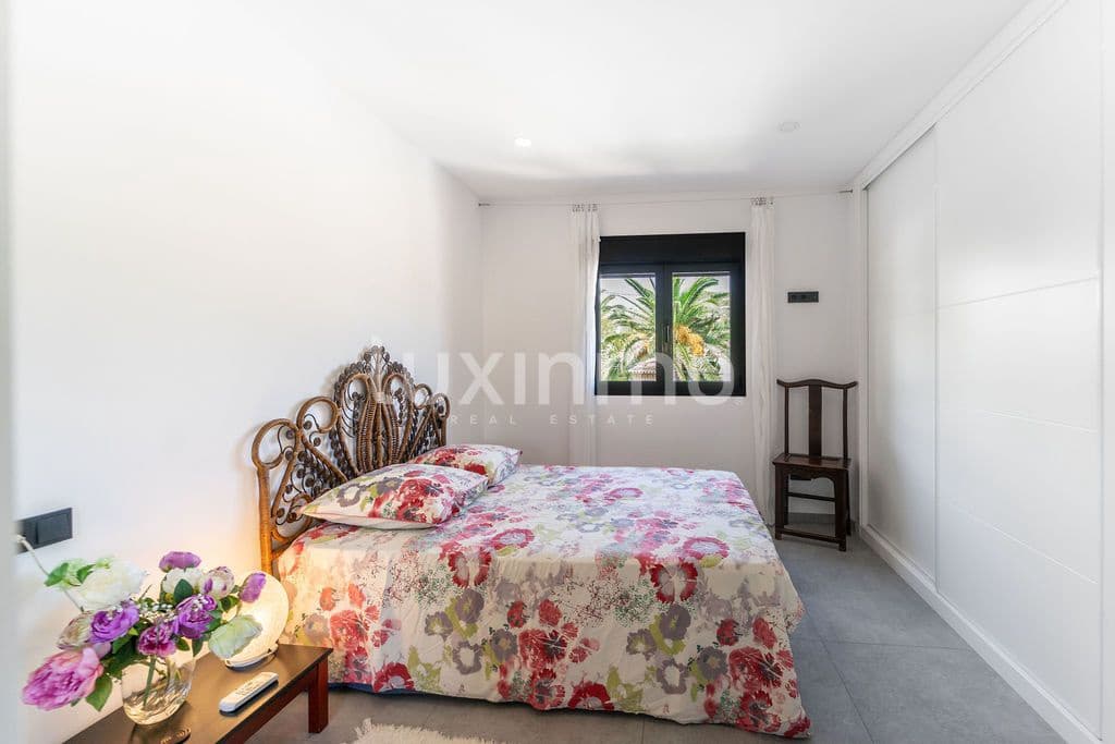 4 bedroom Villa for sale in Benissa with pool garage - € 1,200,000 (Ref: 10167182)