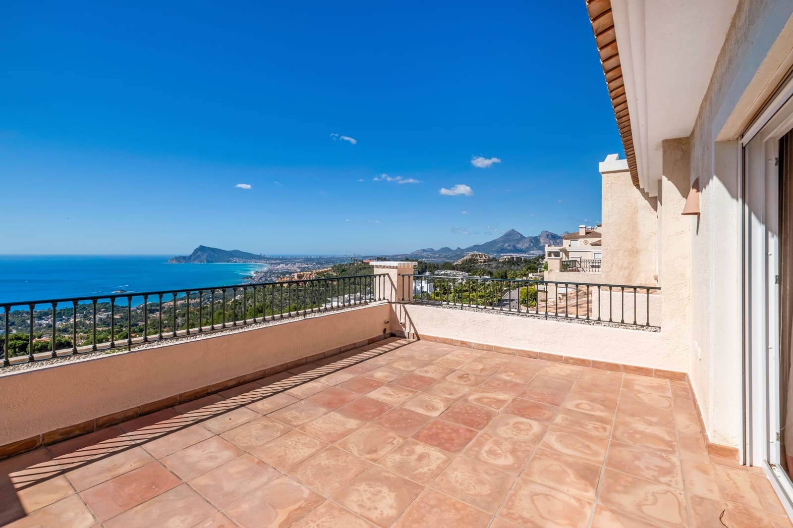 3 soverom Penthouse til salgs i Altea med svømmebasseng garasje - € 980 000 (Ref: 10167184)