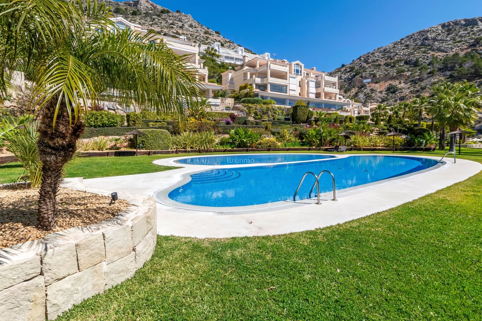 3 soverom Penthouse til salgs i Altea med svømmebasseng garasje - € 980 000 (Ref: 10167184)