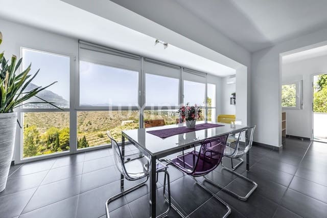 Chalet de 3 habitaciones en Las Rotas / Les Rotes, Dénia en venta con piscina garaje - 850.000 € (Ref: 10167185)