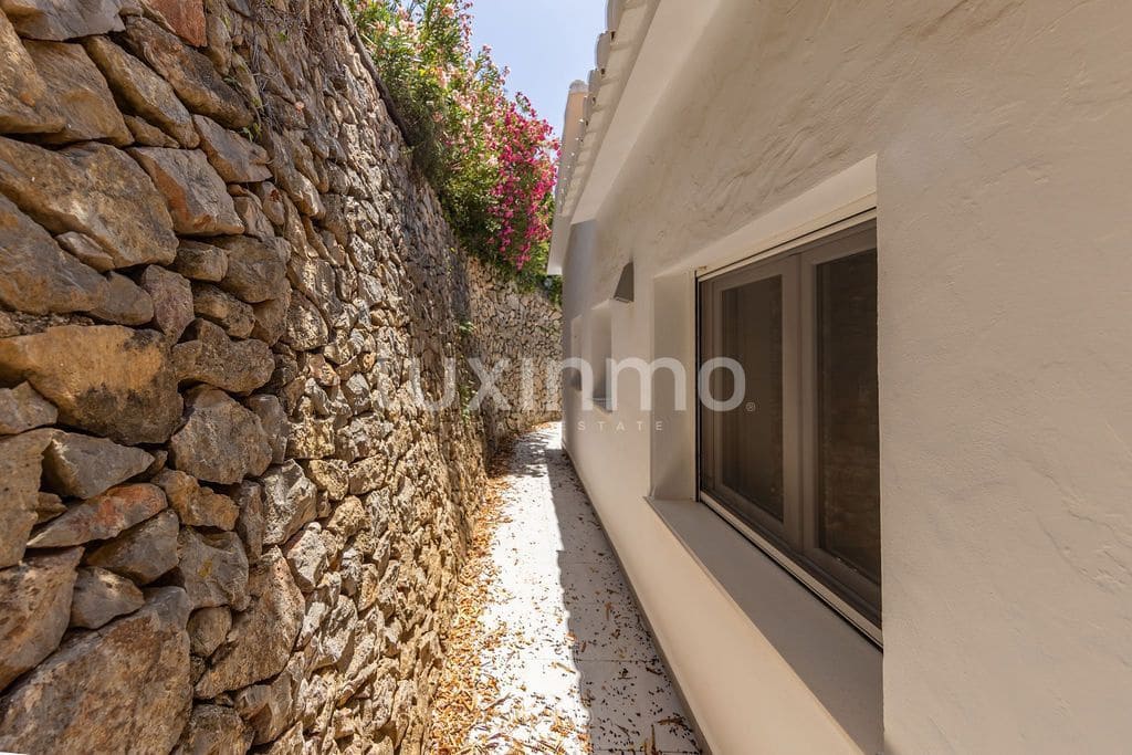 3 soveværelse Villa til salg i Denia med swimmingpool garage - € 850.000 (Ref: 10167185)