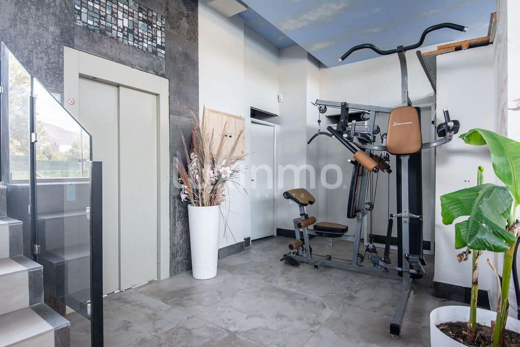 2 chambre Appartement à vendre à Cala de Finestrat avec piscine garage - 295 000 € (Ref: 10167187)