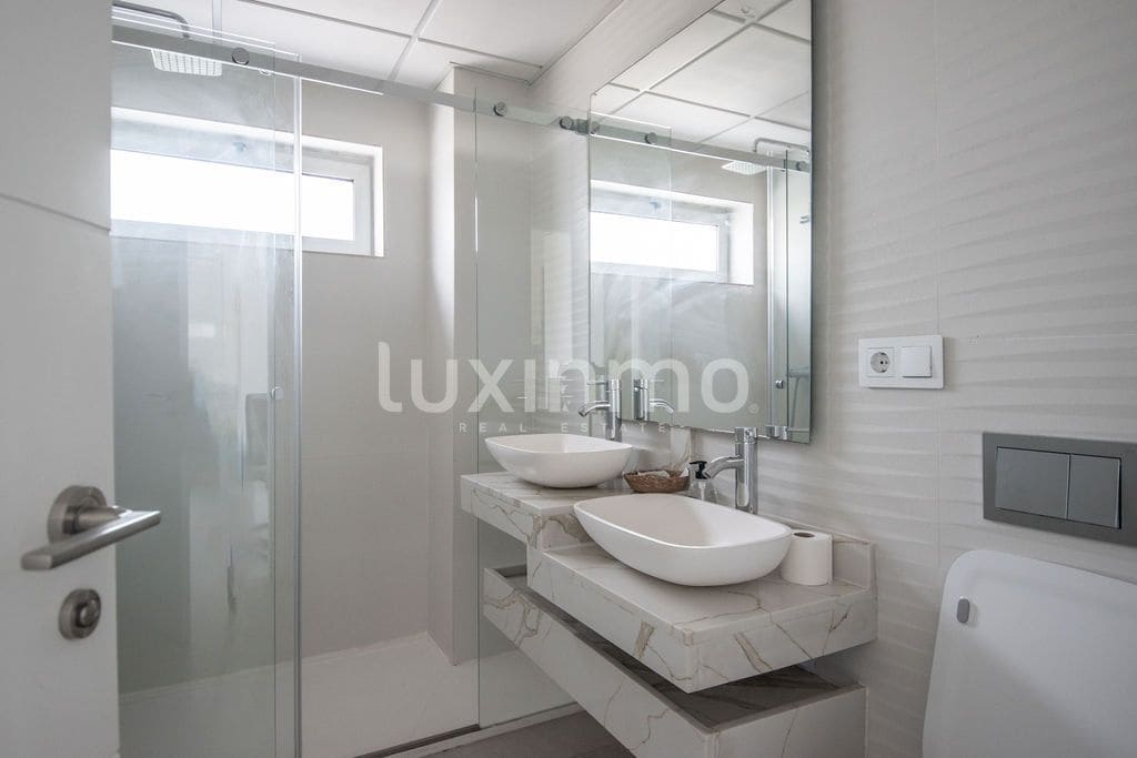 2 chambre Appartement à vendre à Cala de Finestrat avec piscine garage - 295 000 € (Ref: 10167187)