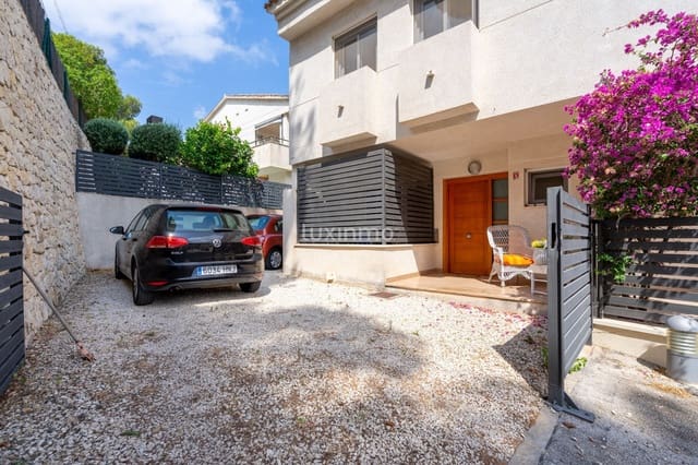4 chambre Villa/Maison à vendre à Teulada Pueblo, Teulada-Moraira avec piscine garage - 460 000 € (Ref: 10167188)
