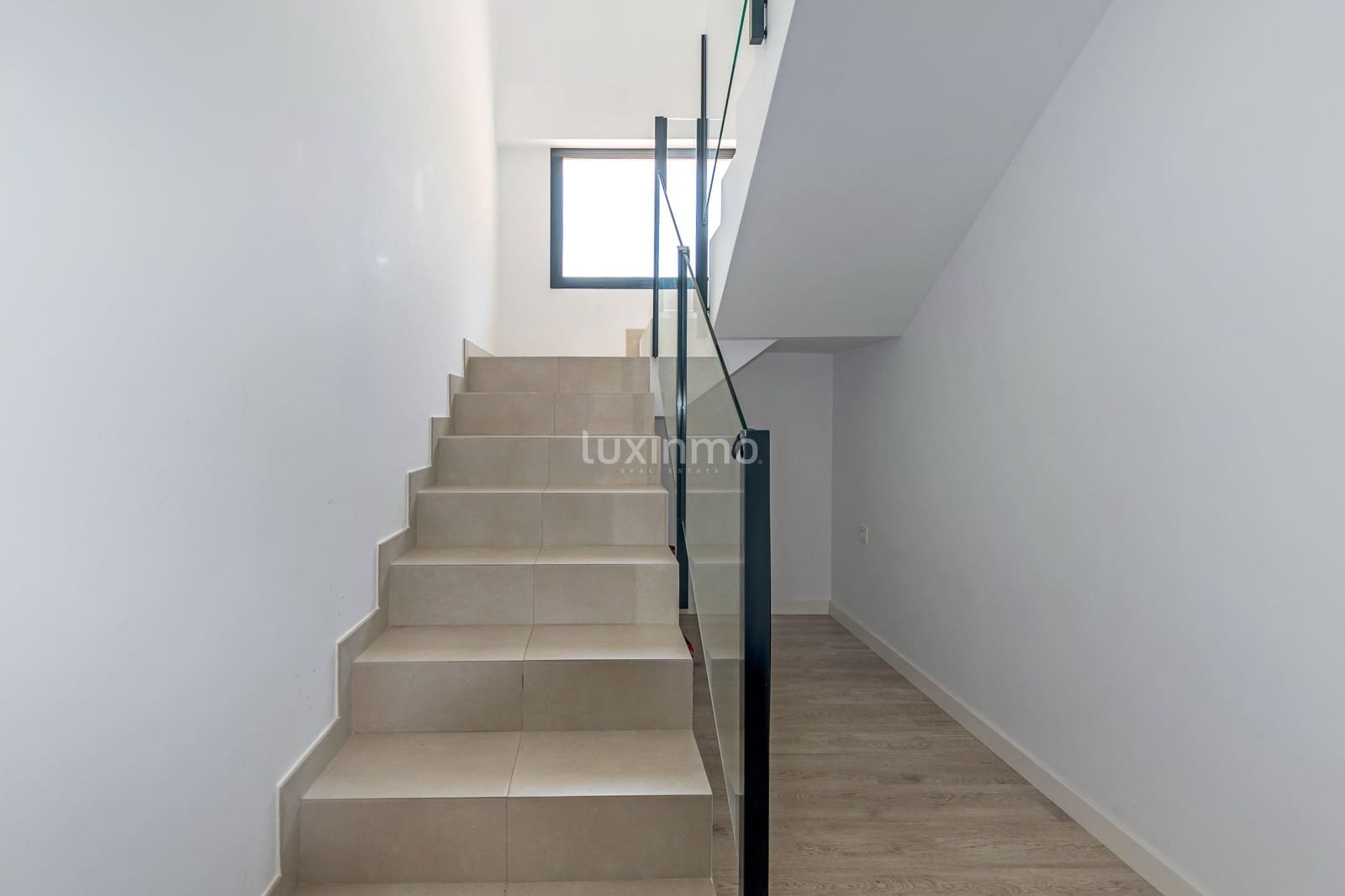 3 soverom Villa til salgs i Alfaz del Pi / L'Alfas del Pi med svømmebasseng garasje - € 595 000 (Ref: 10167191)