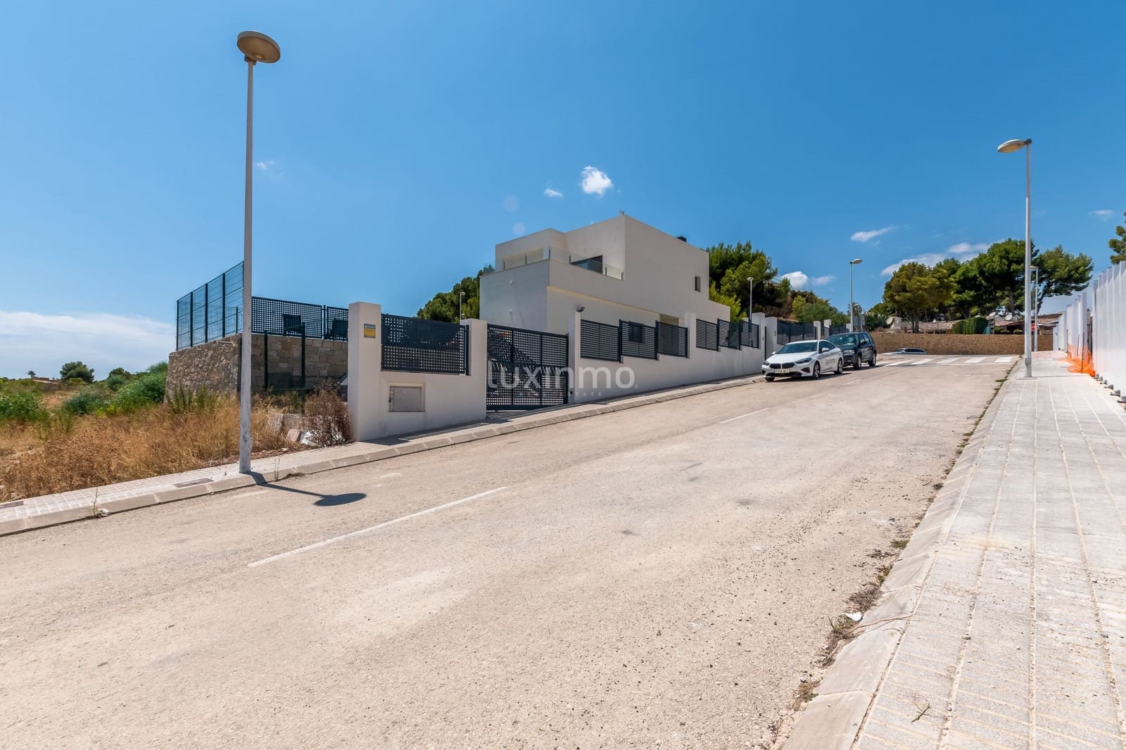 3 soverom Villa til salgs i Alfaz del Pi / L'Alfas del Pi med svømmebasseng garasje - € 595 000 (Ref: 10167191)