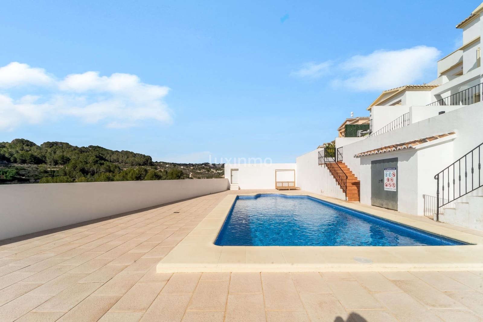 Adosado de 2 habitaciones en Calpe / Calp en venta con piscina garaje - 399.000 € (Ref: 10167201)
