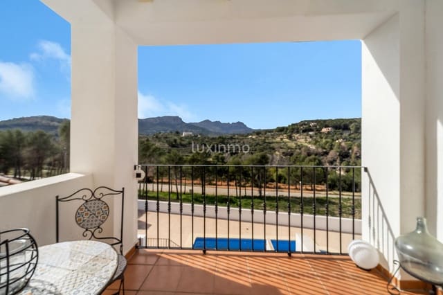 Adosado de 2 habitaciones en Calpe / Calp en venta - 399.000 € (Ref: 10167201)