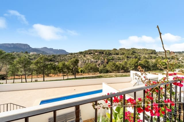 Adosado de 2 habitaciones en Calpe / Calp en venta - 399.000 € (Ref: 10167201)