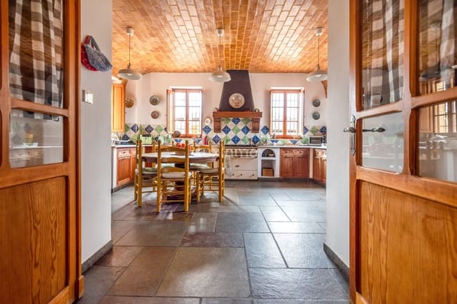 6 chambre Villa/Maison à vendre à Muchamiel / Mutxamel avec piscine garage - 2 375 000 € (Ref: 10167220)