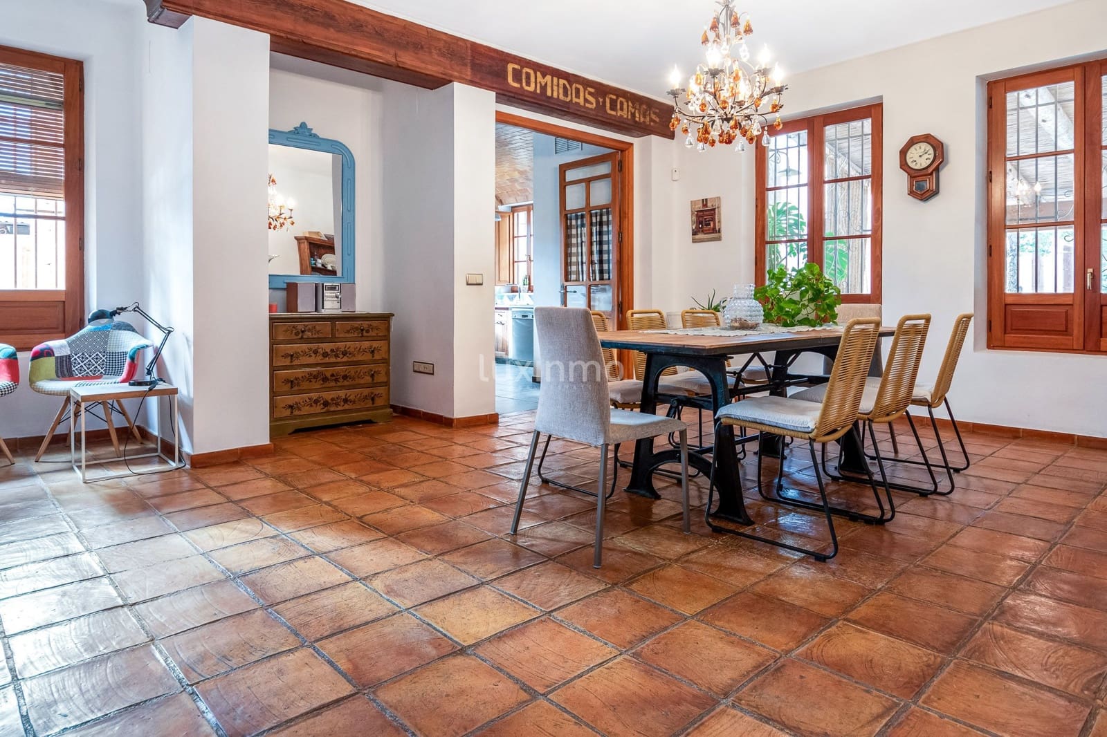 6 bedroom Villa for sale in Muchamiel / Mutxamel with pool garage - € 2,375,000 (Ref: 10167220)