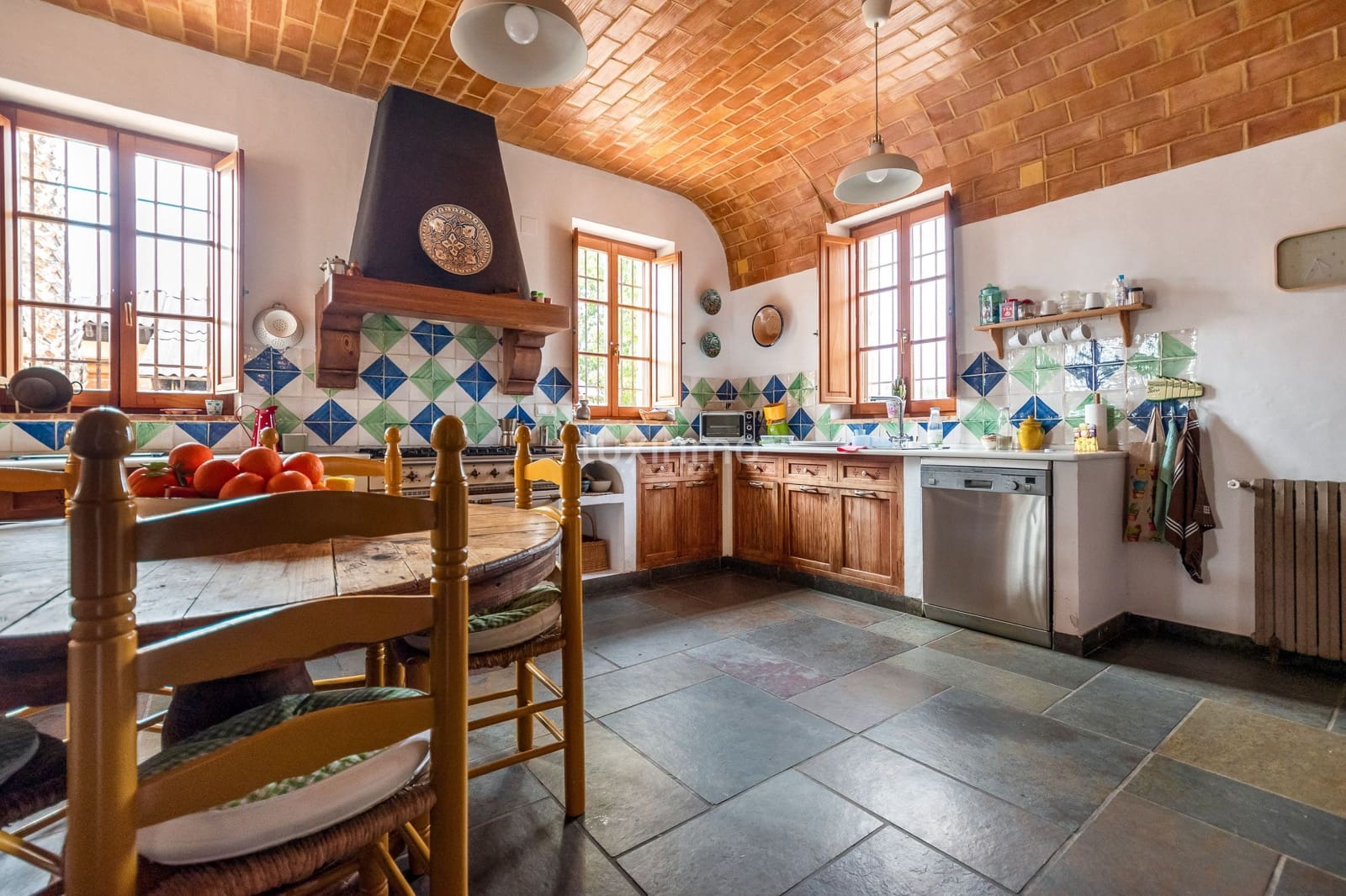 6 bedroom Villa for sale in Muchamiel / Mutxamel with pool garage - € 2,375,000 (Ref: 10167220)