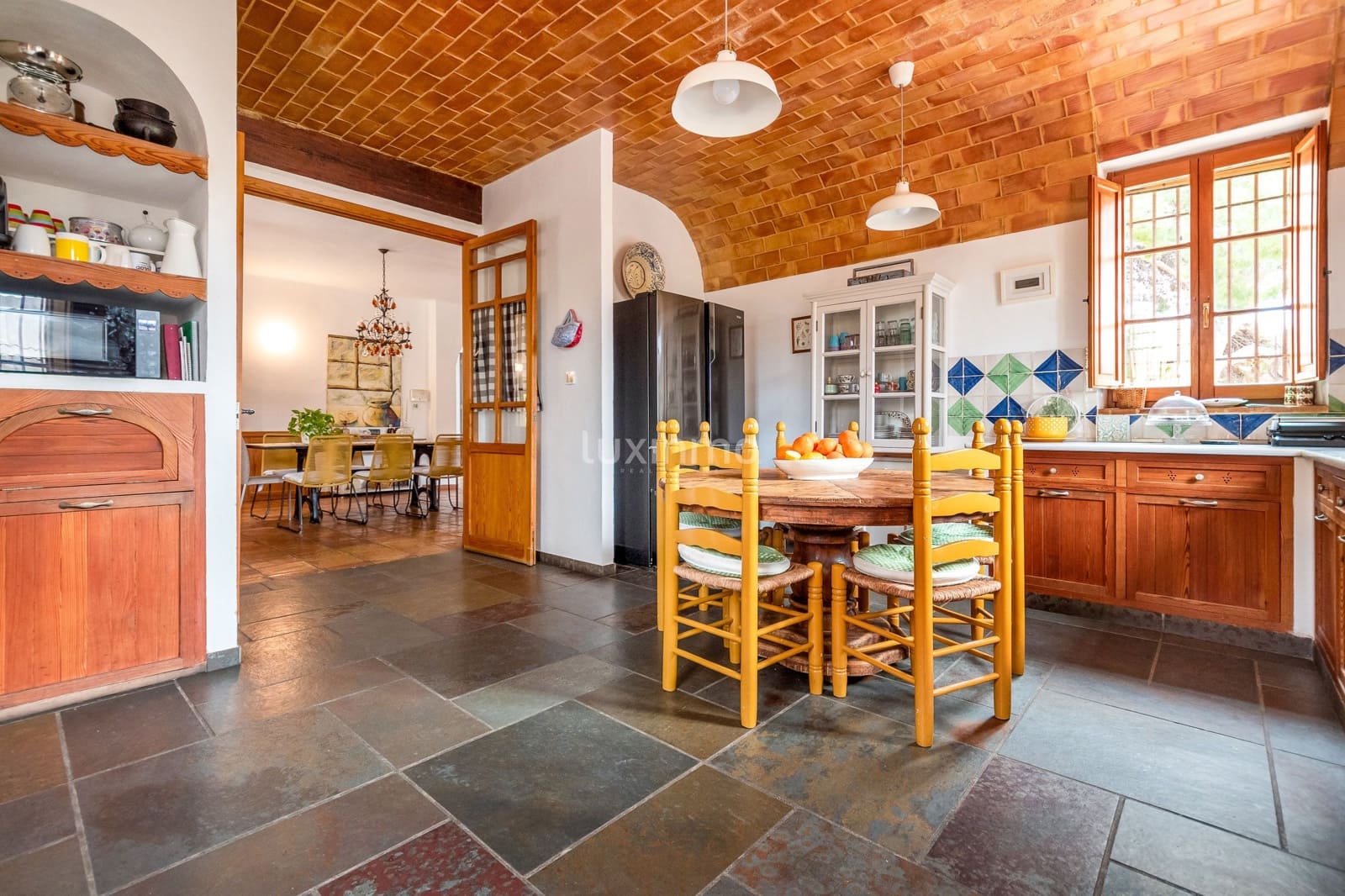 6 bedroom Villa for sale in Muchamiel / Mutxamel with pool garage - € 2,375,000 (Ref: 10167220)