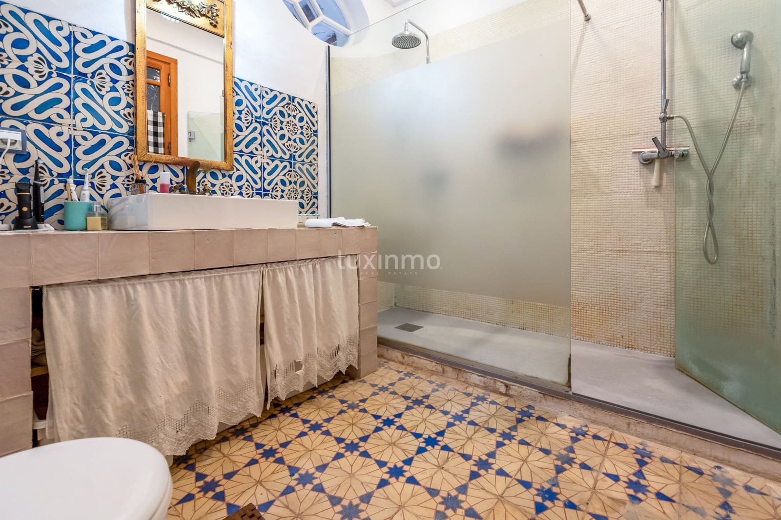 6 bedroom Villa for sale in Muchamiel / Mutxamel with pool garage - € 2,375,000 (Ref: 10167220)