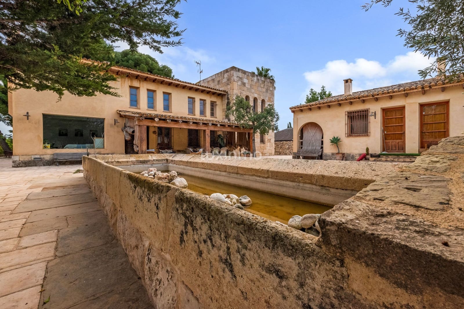 6 bedroom Villa for sale in Muchamiel / Mutxamel with pool garage - € 2,375,000 (Ref: 10167220)