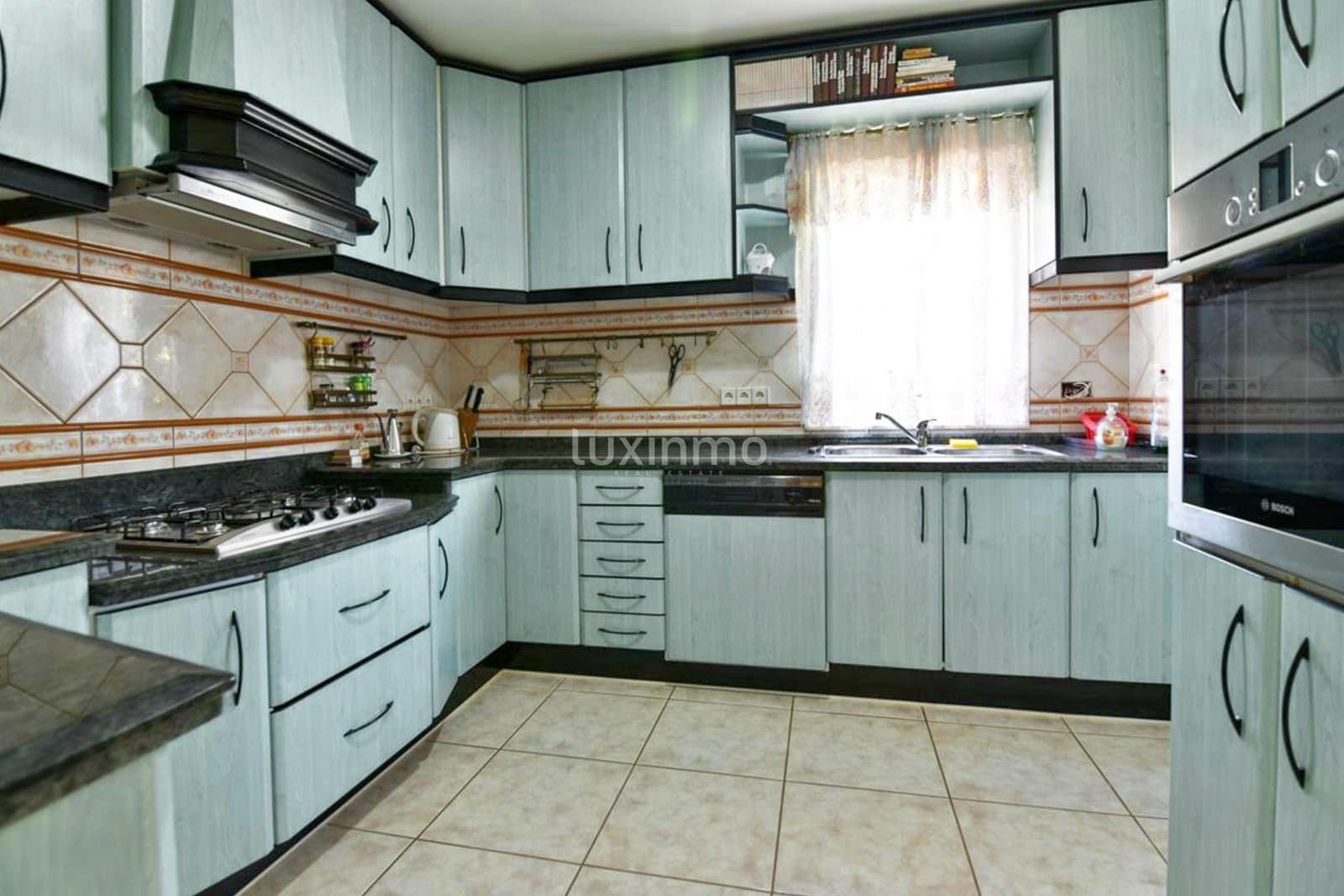 5 soveværelse Villa til salg i Calpe / Calp med swimmingpool garage - € 895.000 (Ref: 10167222)
