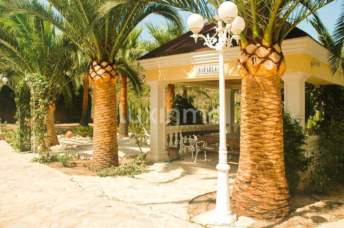 5 soveværelse Villa til salg i Calpe / Calp med swimmingpool garage - € 895.000 (Ref: 10167222)