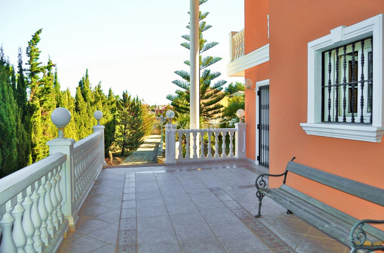 5 soveværelse Villa til salg i Calpe / Calp med swimmingpool garage - € 895.000 (Ref: 10167222)