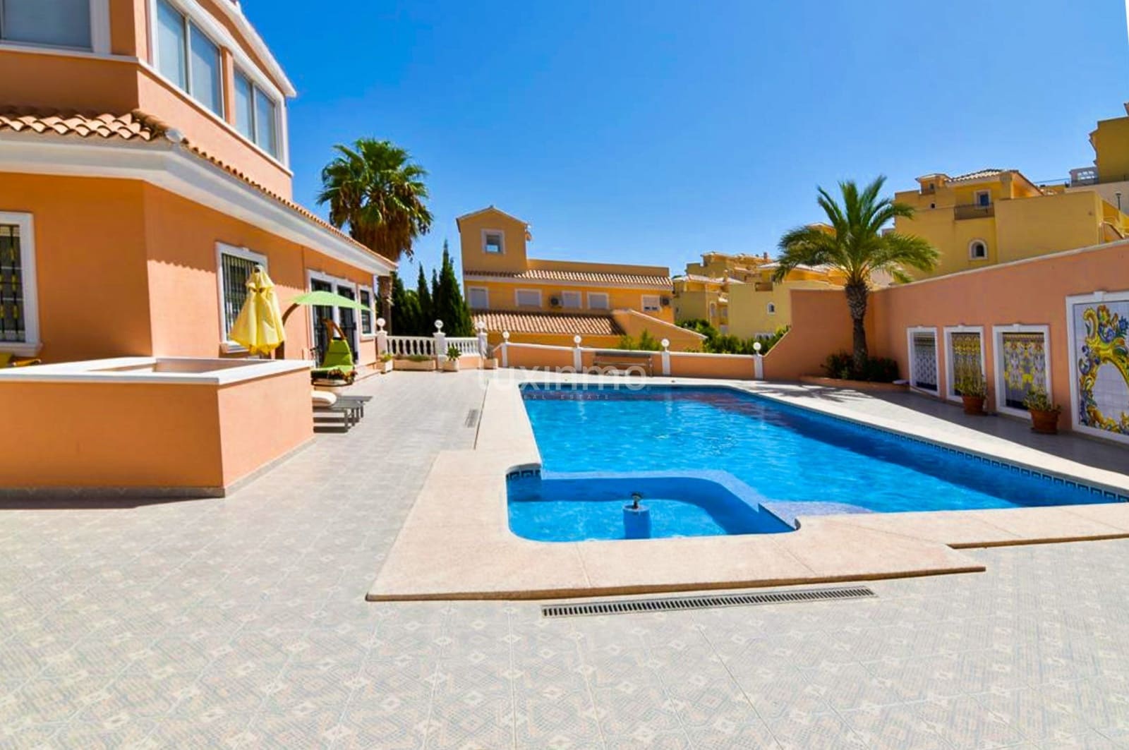 5 soveværelse Villa til salg i Calpe / Calp med swimmingpool garage - € 895.000 (Ref: 10167222)
