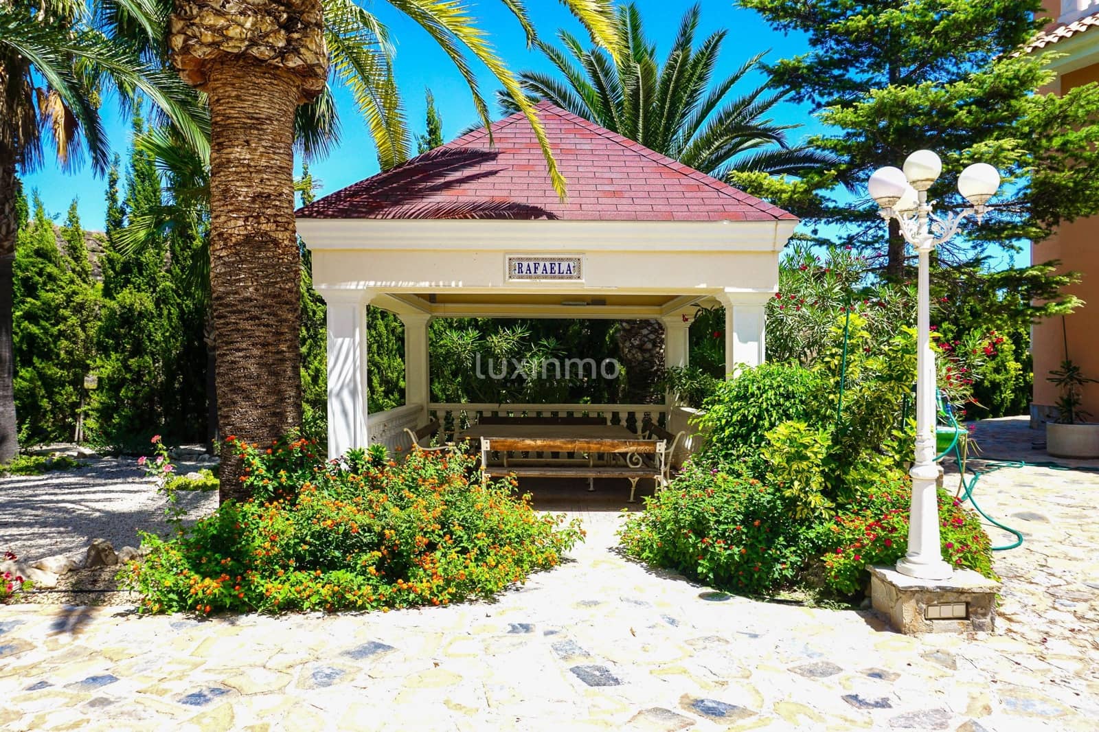 5 soveværelse Villa til salg i Calpe / Calp med swimmingpool garage - € 895.000 (Ref: 10167222)