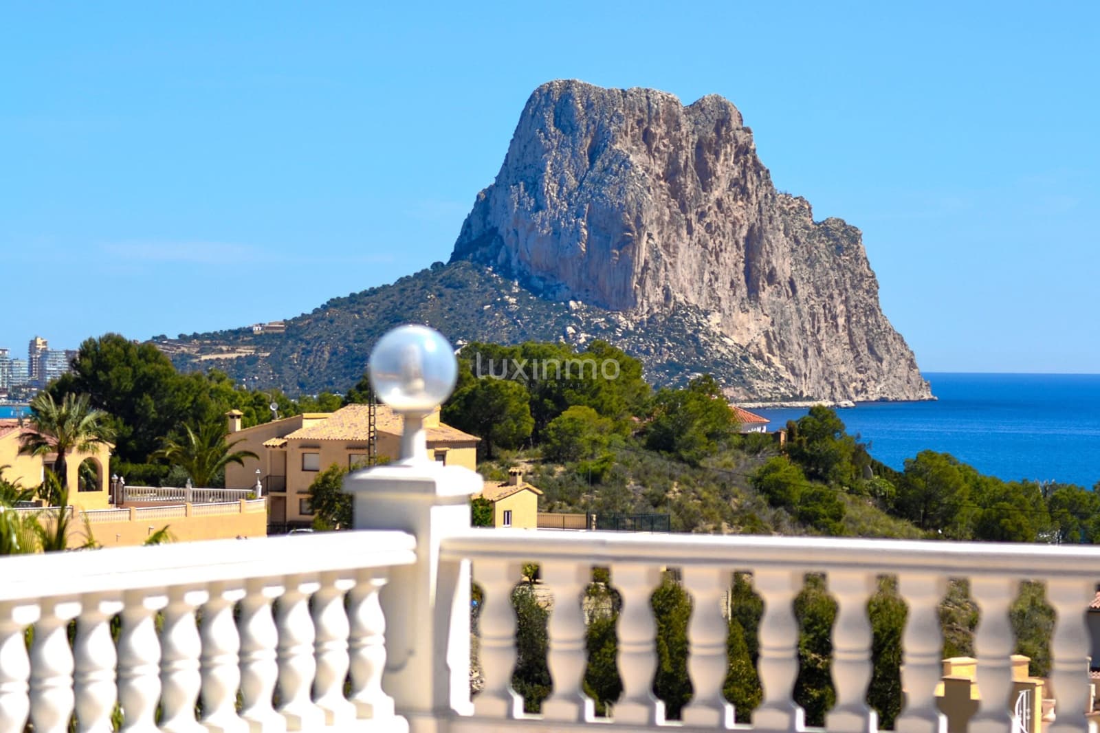 5 soveværelse Villa til salg i Calpe / Calp med swimmingpool garage - € 895.000 (Ref: 10167222)
