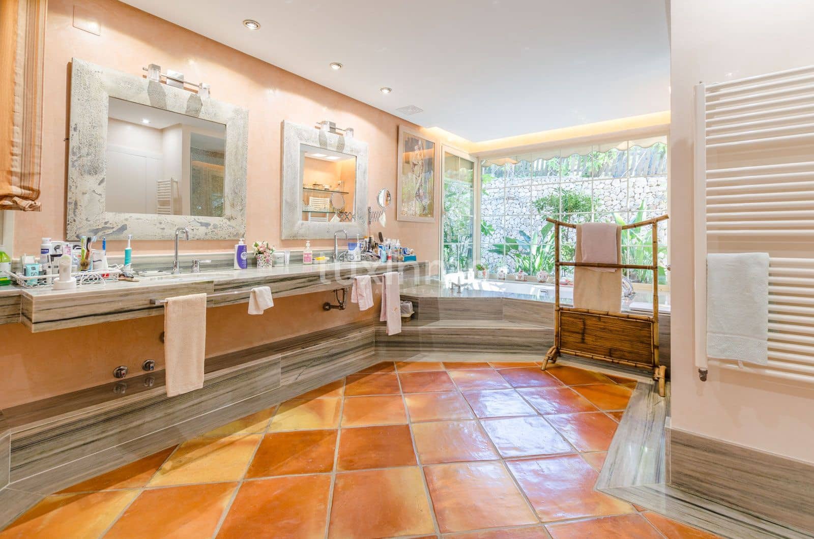 7 bedroom Villa for sale in Altea with pool garage - € 4,500,000 (Ref: 10167232)