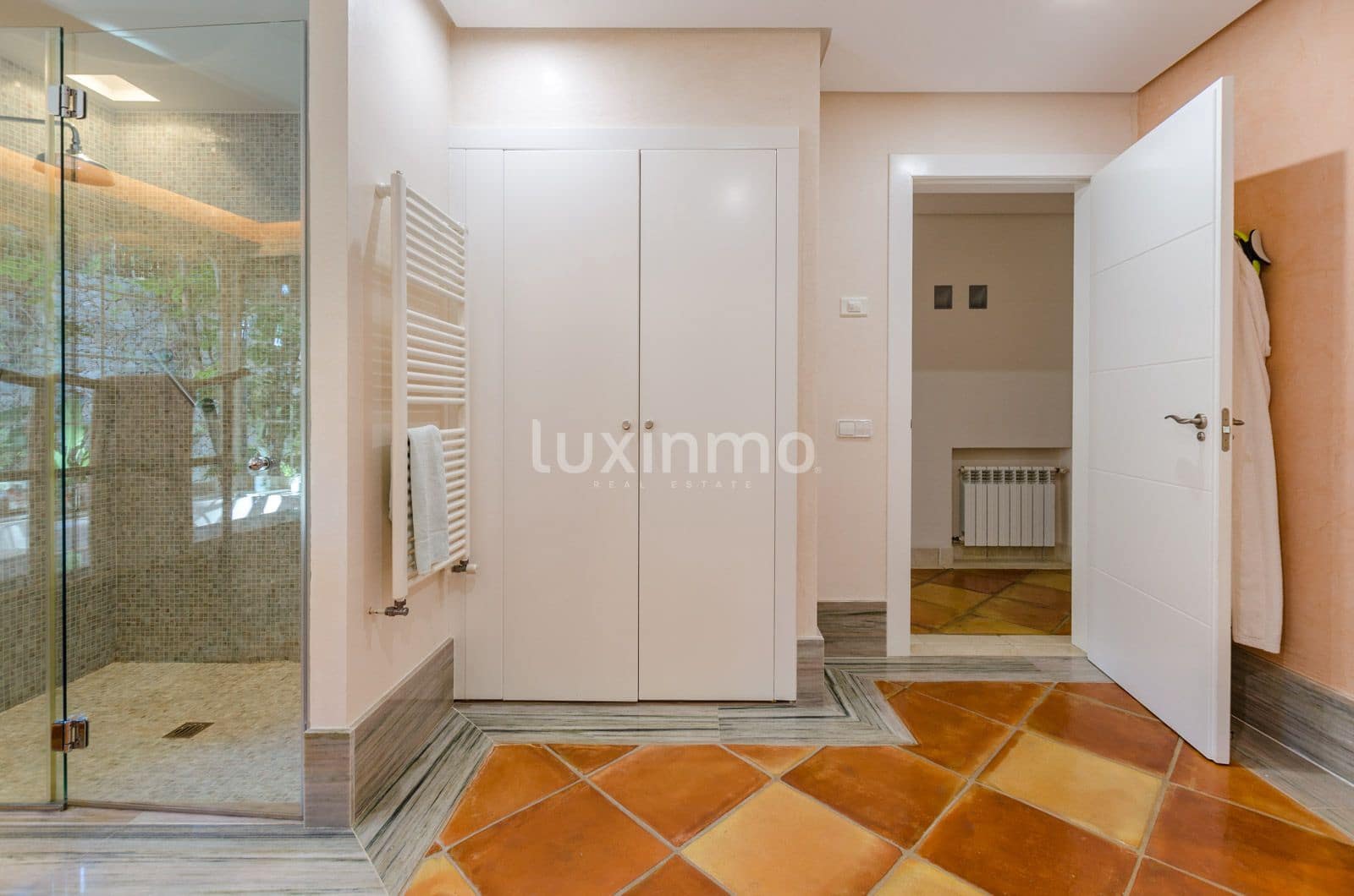 7 bedroom Villa for sale in Altea with pool garage - € 4,500,000 (Ref: 10167232)