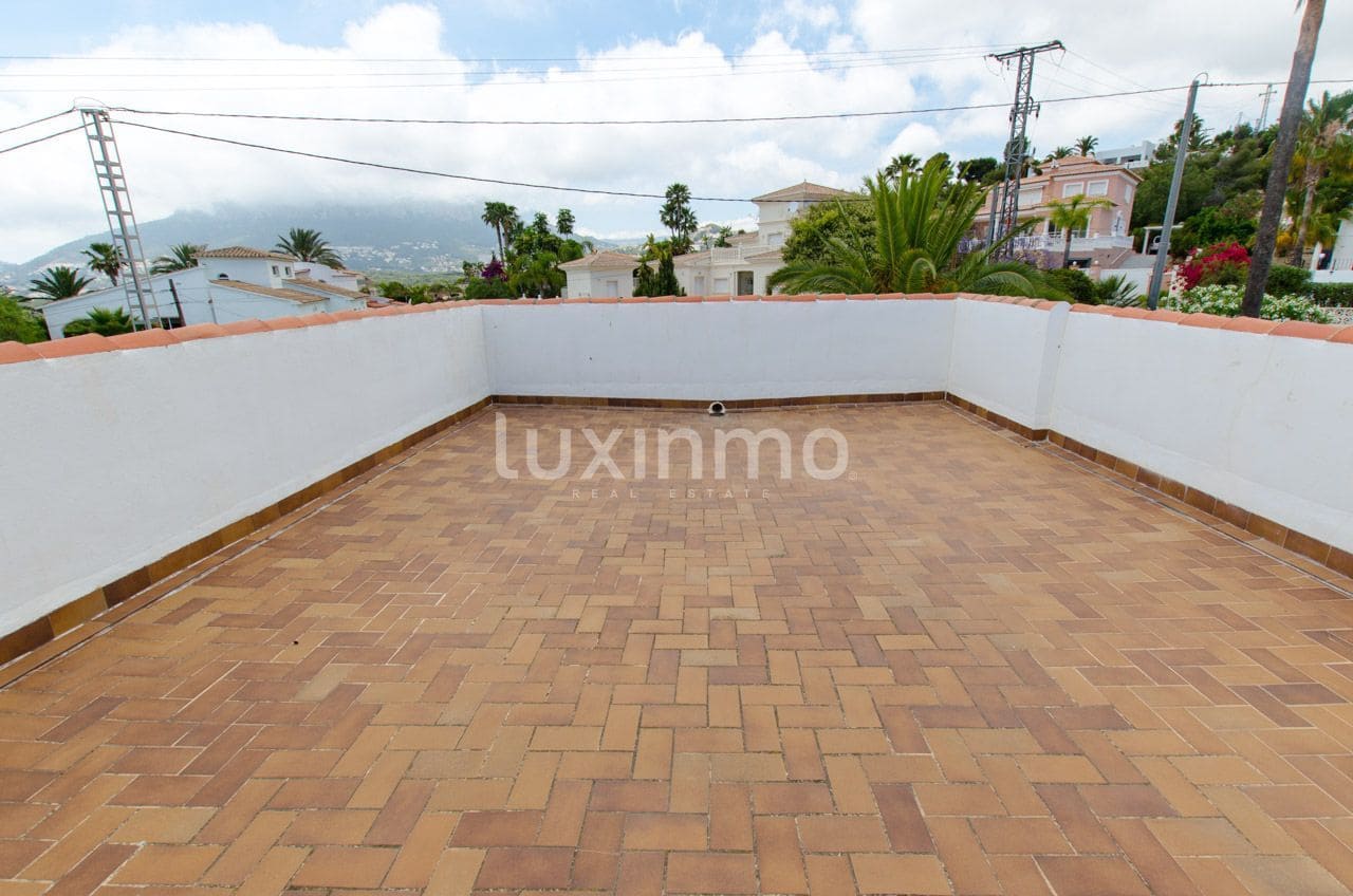 6 quarto Moradia para venda em Calpe / Calp com piscina garagem - 1 050 000 € (Ref: 10167237)