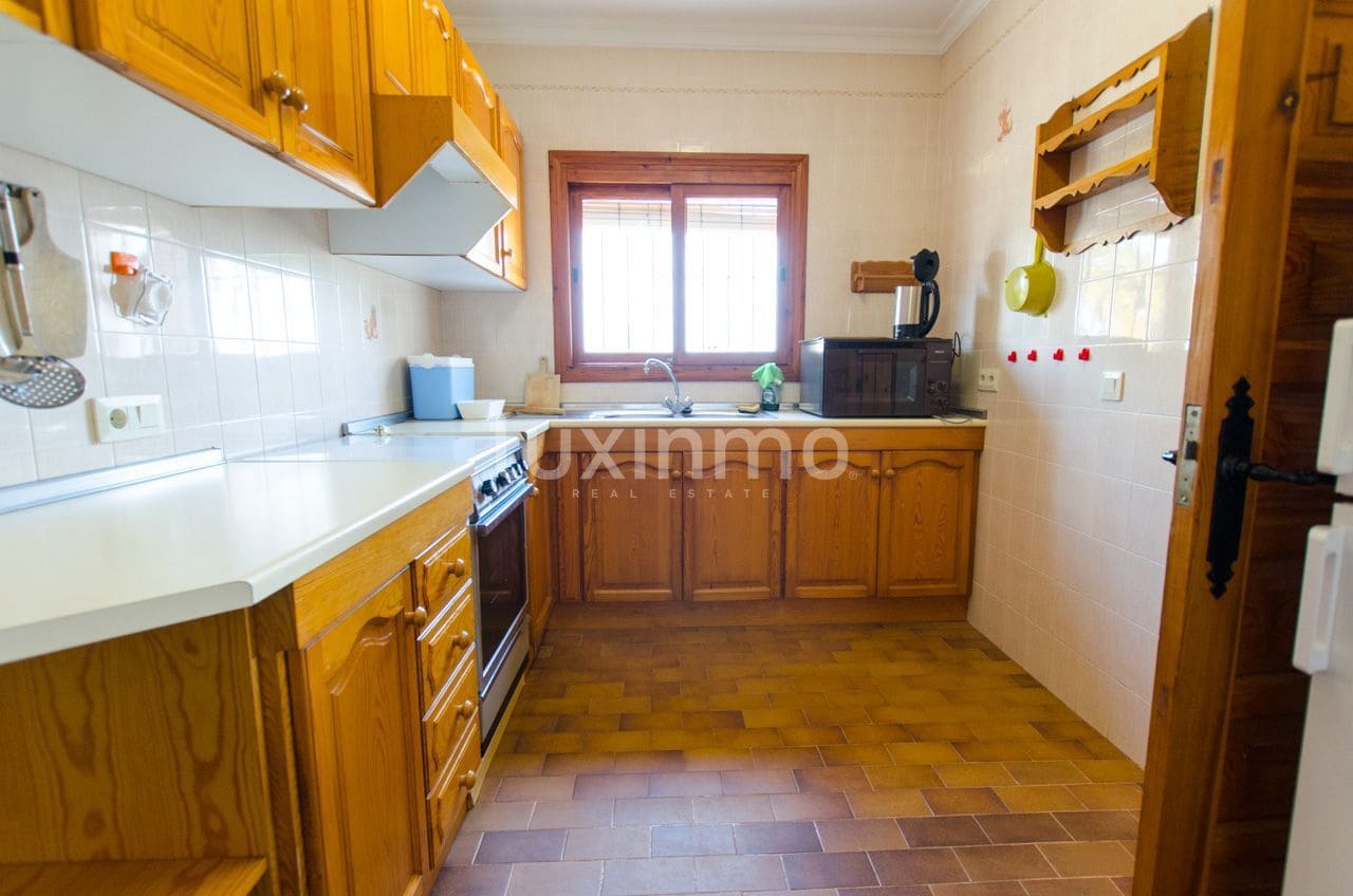 6 quarto Moradia para venda em Calpe / Calp com piscina garagem - 1 050 000 € (Ref: 10167237)