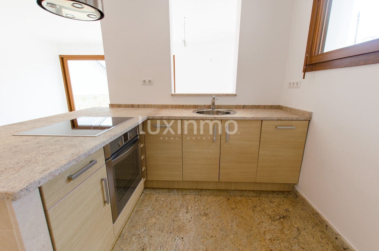 6 quarto Moradia para venda em Calpe / Calp com piscina garagem - 1 050 000 € (Ref: 10167237)