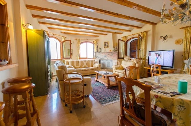 6 quarto Moradia para venda em Cometa - Carrió, Calpe / Calp com piscina garagem - 1 050 000 € (Ref: 10167237)