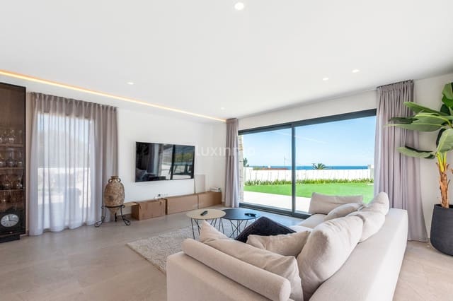 Chalet de 4 habitaciones en El Montgó, Dénia en venta con piscina garaje - 1.795.000 € (Ref: 10167238)
