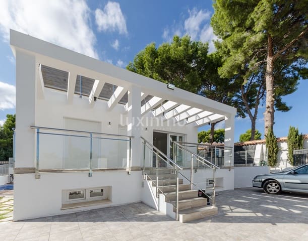 Chalet de 4 habitaciones en Coloma  , La Nucia en venta con piscina garaje - 580.000 € (Ref: 10167240)