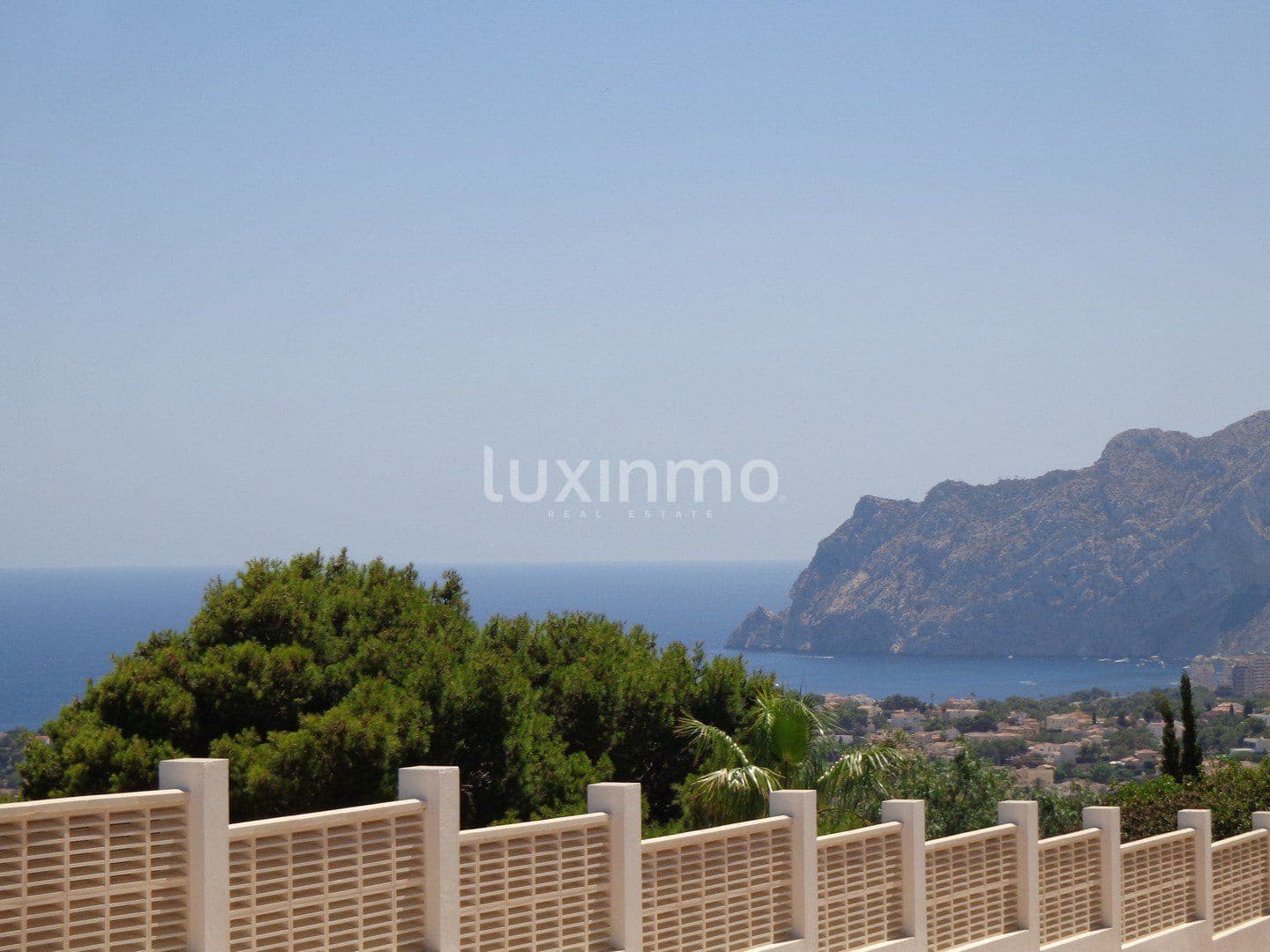 4 bedroom Villa for sale in Benissa with pool garage - € 2,200,000 (Ref: 10167243)