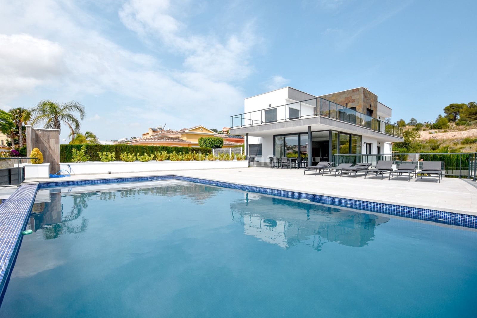 6 soveværelse Villa til salg i Calpe / Calp med swimmingpool garage - € 1.300.000 (Ref: 10167253)