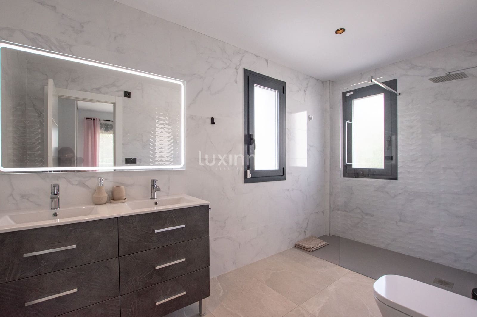 6 soveværelse Villa til salg i Calpe / Calp med swimmingpool garage - € 1.300.000 (Ref: 10167253)
