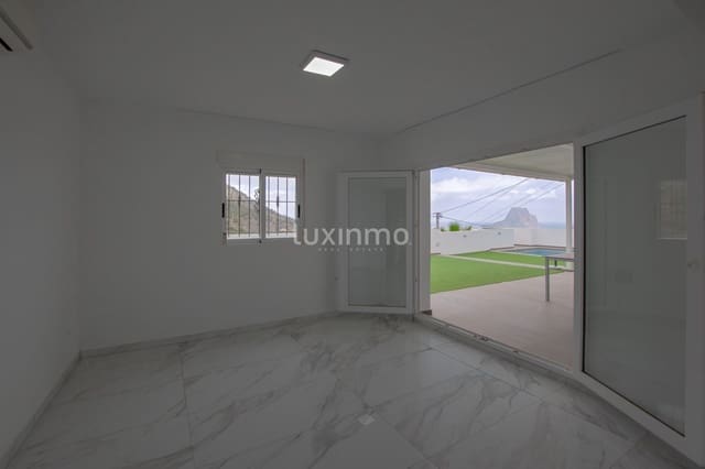 Chalet de 6 habitaciones en Maryvilla, Calpe / Calp en venta con piscina garaje - 710.000 € (Ref: 10167254)