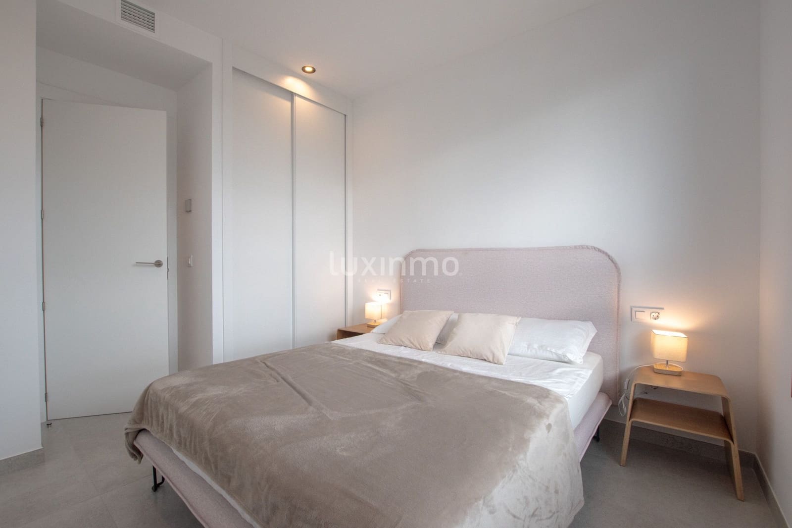 3 bedroom Apartment for rent in Calpe / Calp with pool garage - € 2,500 (Ref: 10167877)
