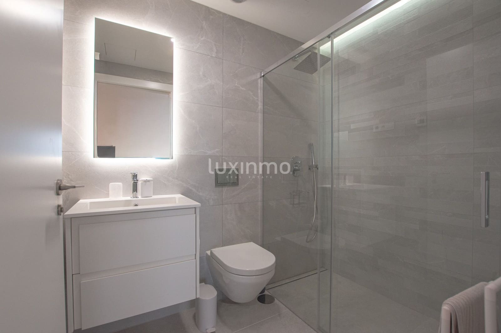 3 bedroom Apartment for rent in Calpe / Calp with pool garage - € 2,500 (Ref: 10167877)