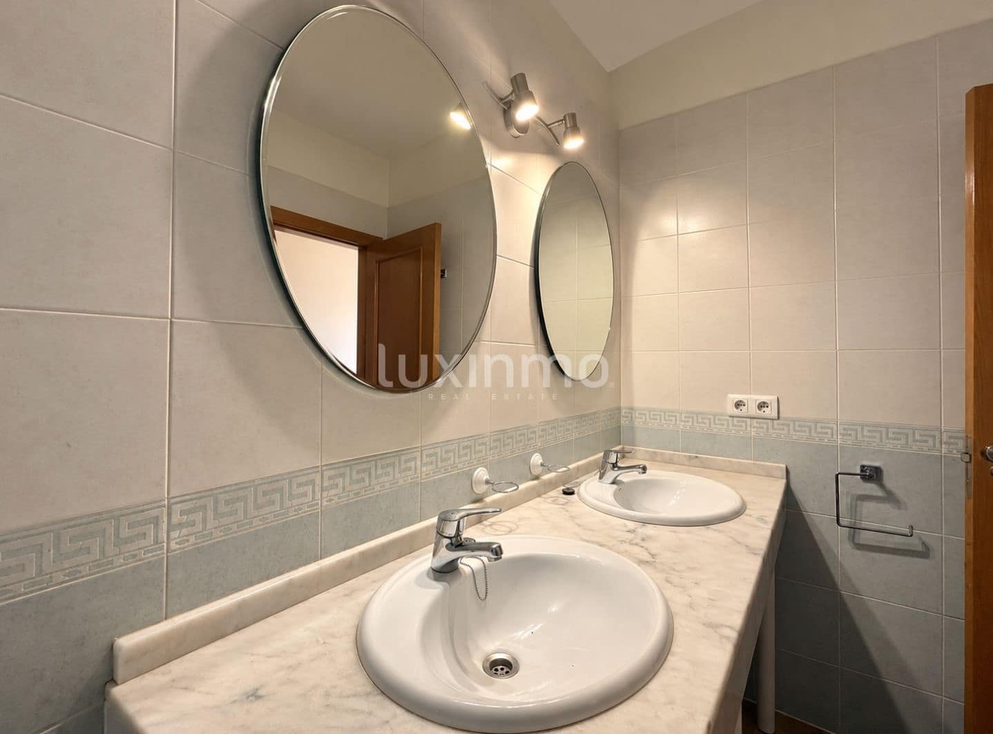 3 bedroom Apartment for rent in Altea with pool garage - € 1,950 (Ref: 10175516)