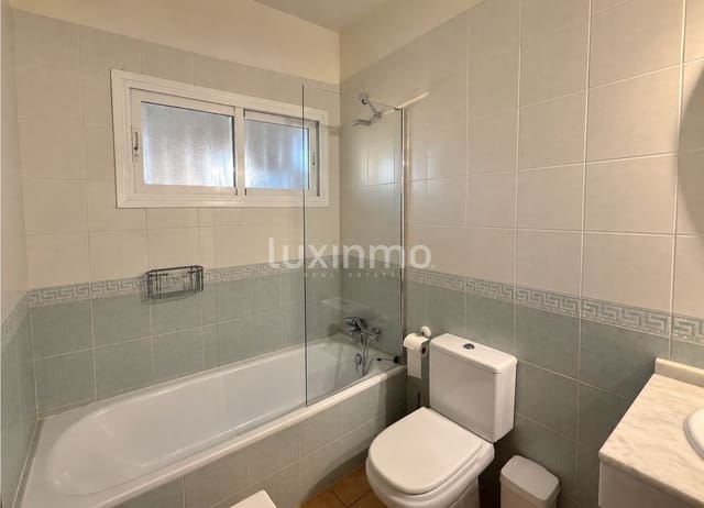 3 bedroom Apartment for rent in Altea with pool garage - € 1,950 (Ref: 10175516)