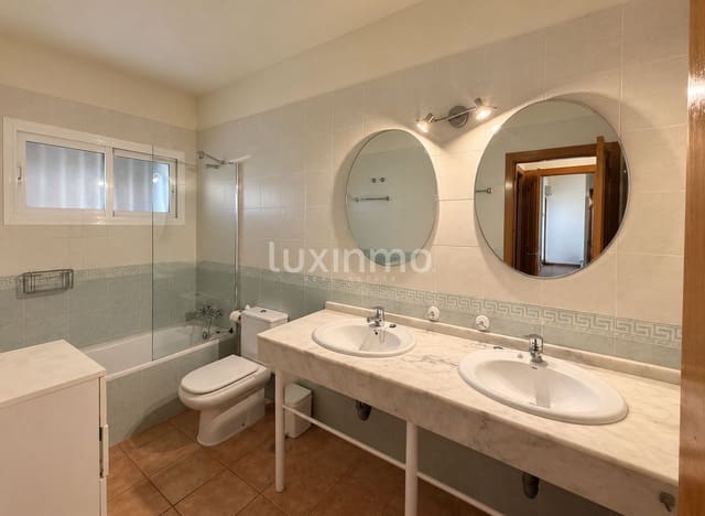 3 bedroom Apartment for rent in Altea with pool garage - € 1,950 (Ref: 10175516)