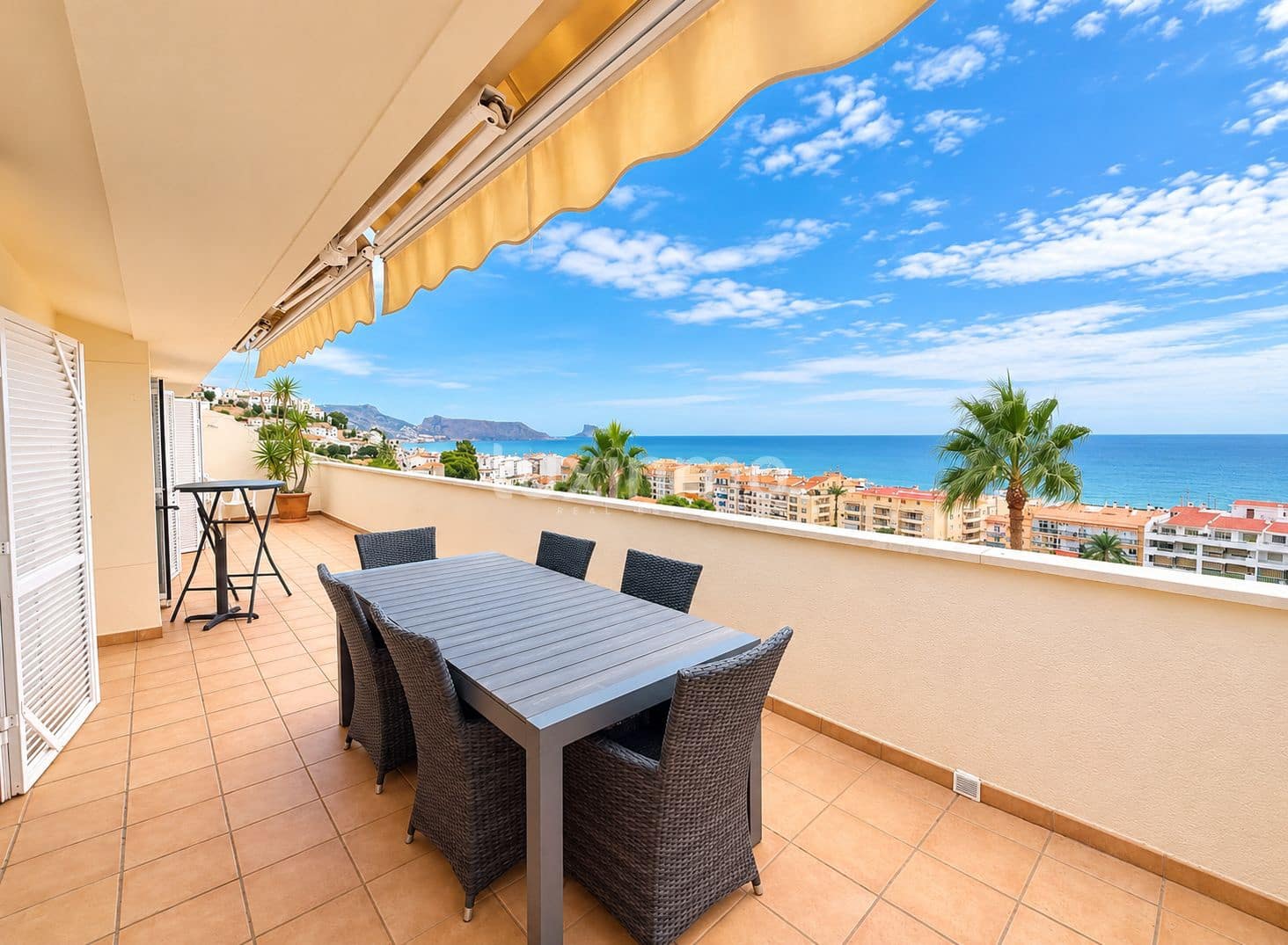 3 bedroom Apartment for rent in Altea with pool garage - € 1,950 (Ref: 10175516)