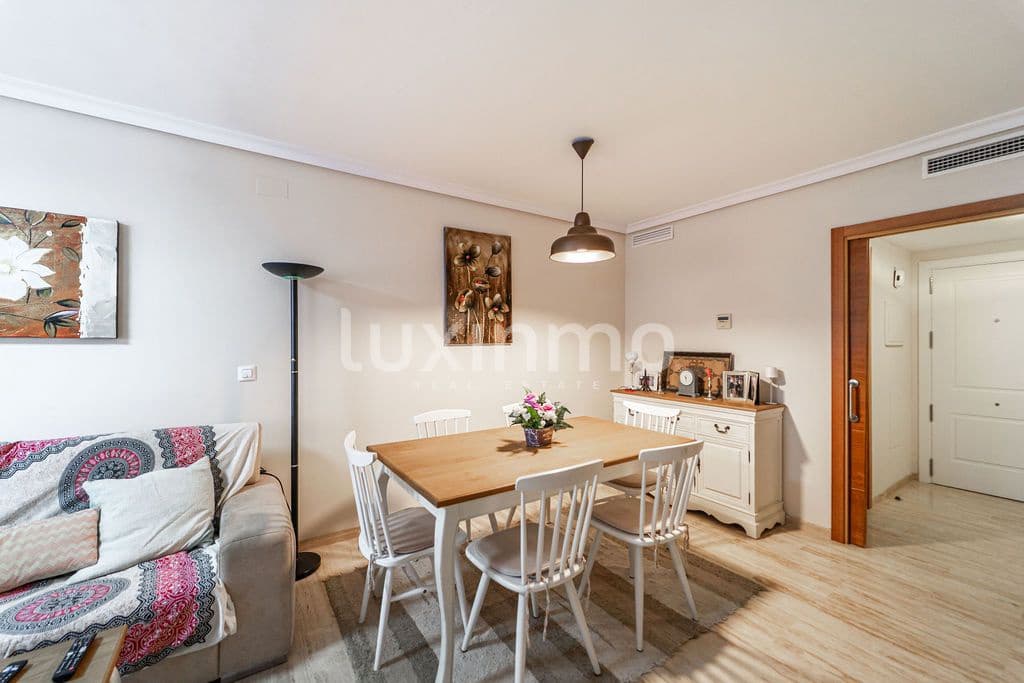 3 sovrum Lägenhet att hyra i Arenal med pool garage - 1 800 € (Ref: 10175517)