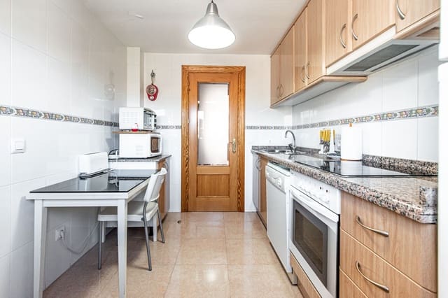 Apartamento de 3 habitaciones en Altea en alquiler con garaje - 1.300 € (Ref: 10179549)